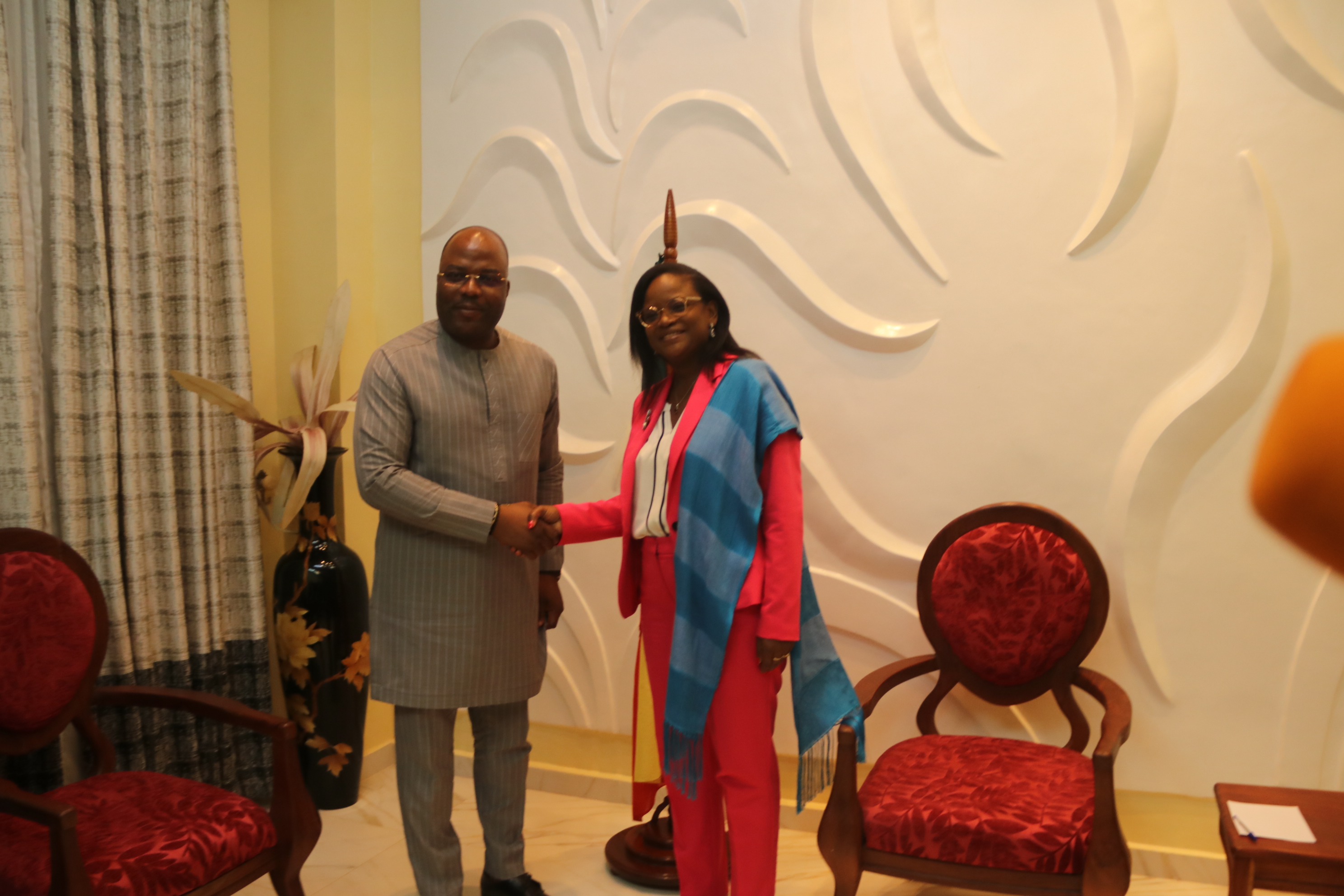Audience à la Haute Cour de Justice : une délégation de la municipalité de Porto-novo reçue par la présidente Dandi GNAMOU 